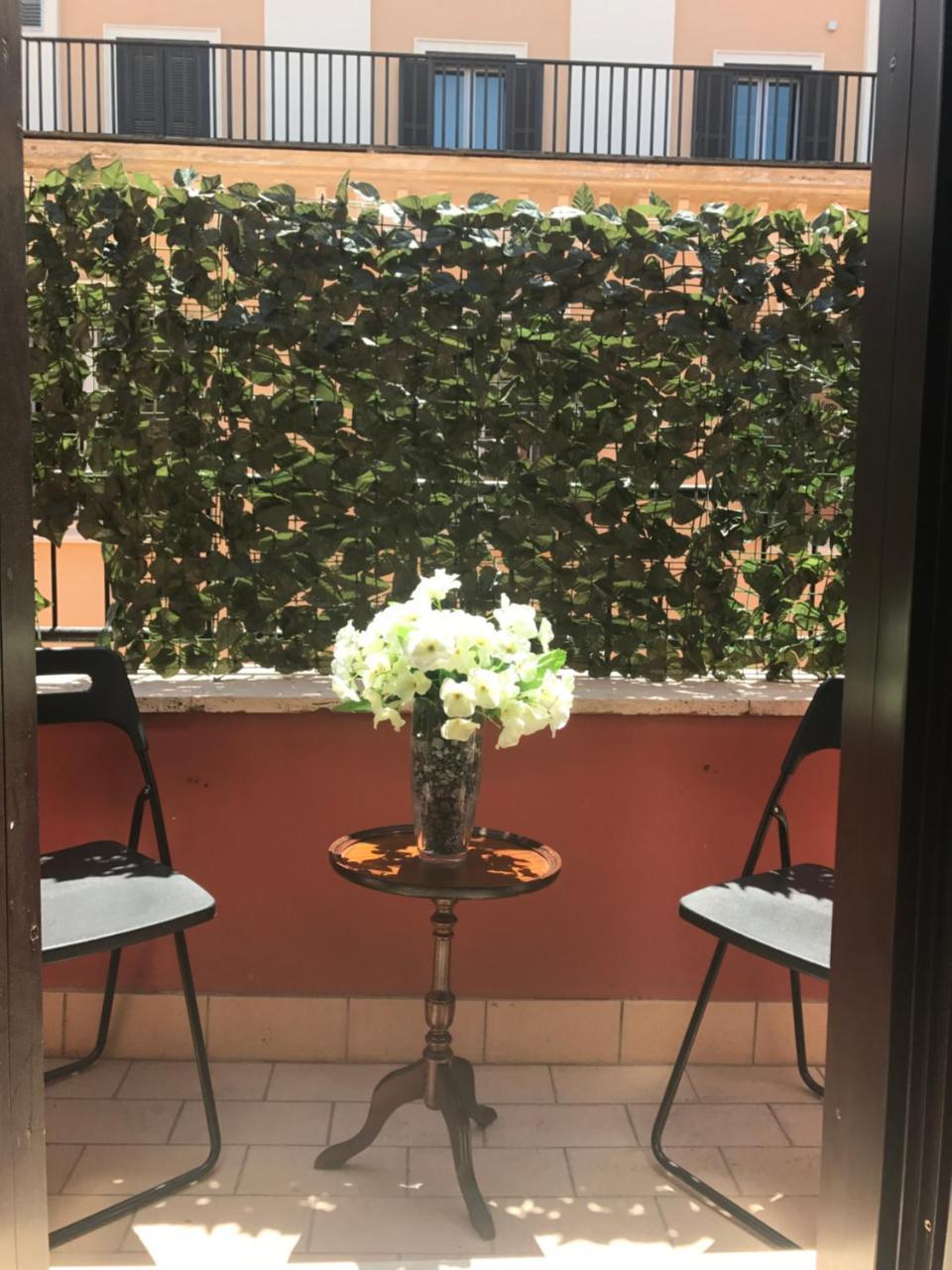 64 Suites Apart Roma Exterior foto